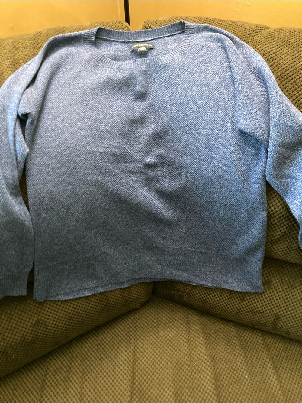 Women’s American eagle sweater size S